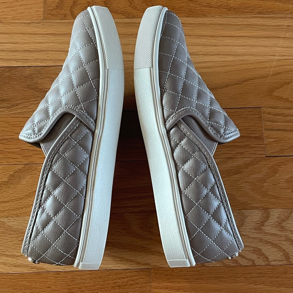 Steve Madden quilted slip on shoe